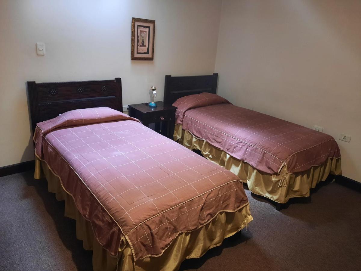 La Posada Cuencana Hotel Ngoại thất bức ảnh