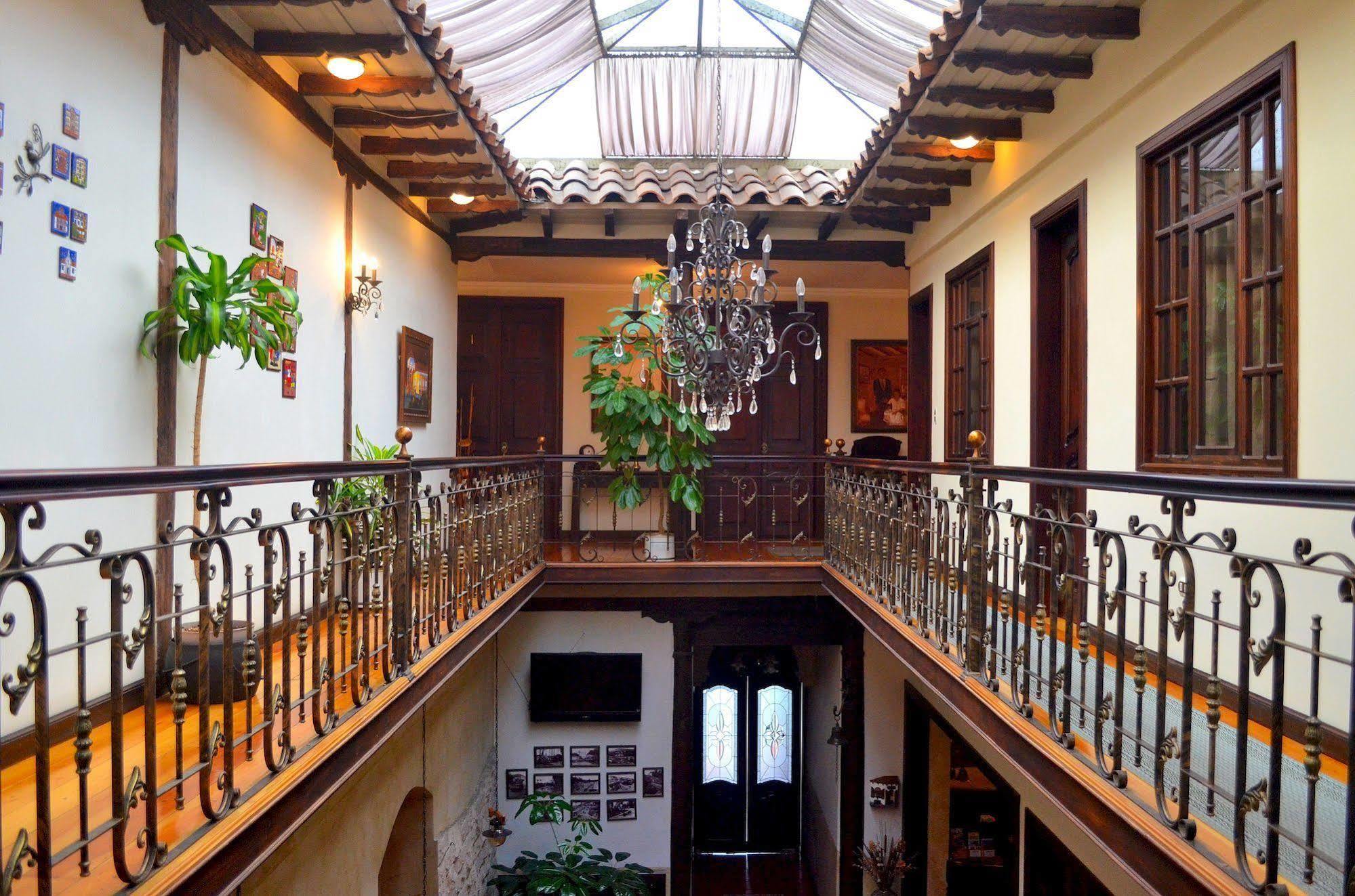 La Posada Cuencana Hotel Ngoại thất bức ảnh